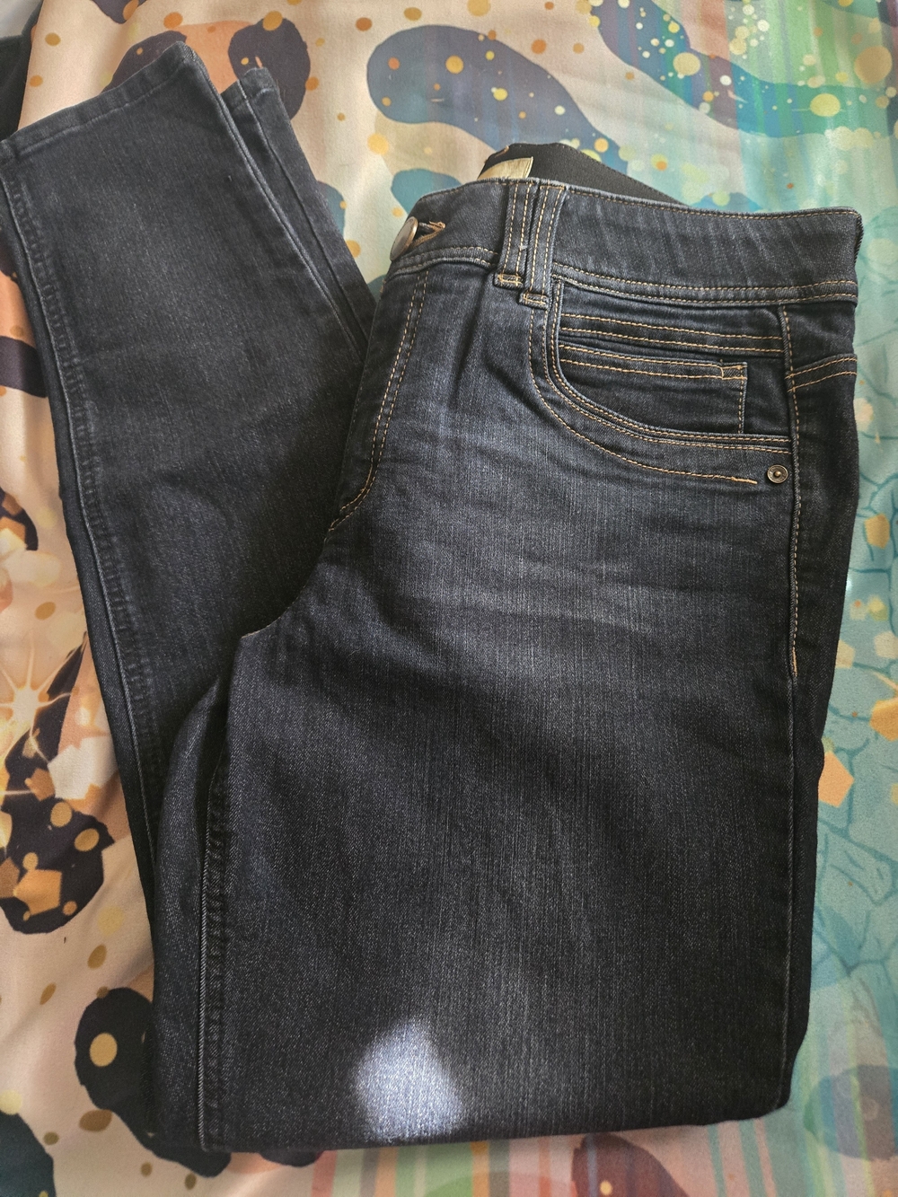 Dark Wash Women's Jeans - Classic Slim Fit